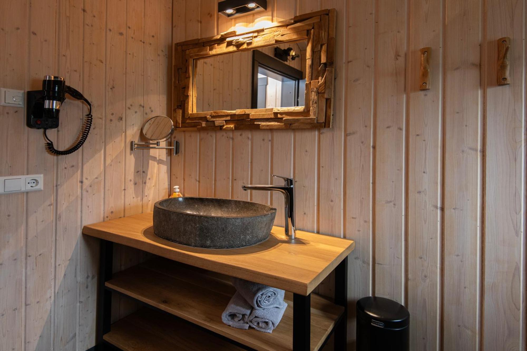 Kustelberg Lodges Medebach Exterior foto